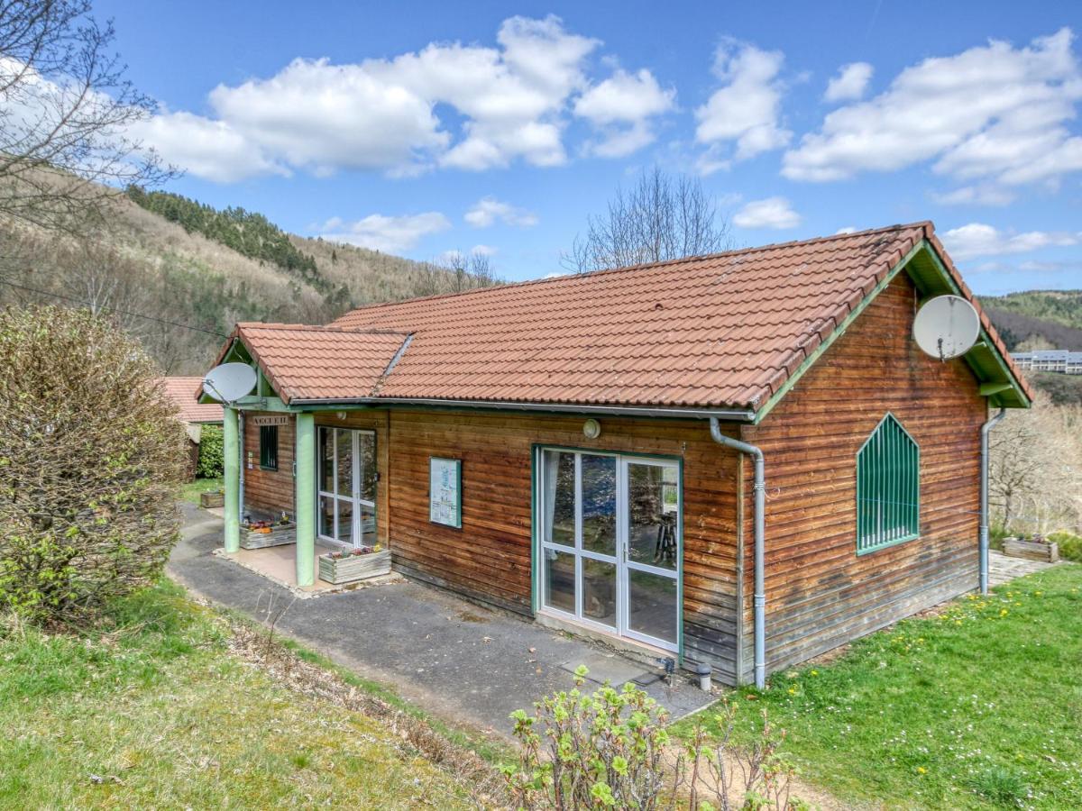 Vacanceole - Les Chalets De La Chazotte Saint-Jacques-dʼAmbur Екстериор снимка