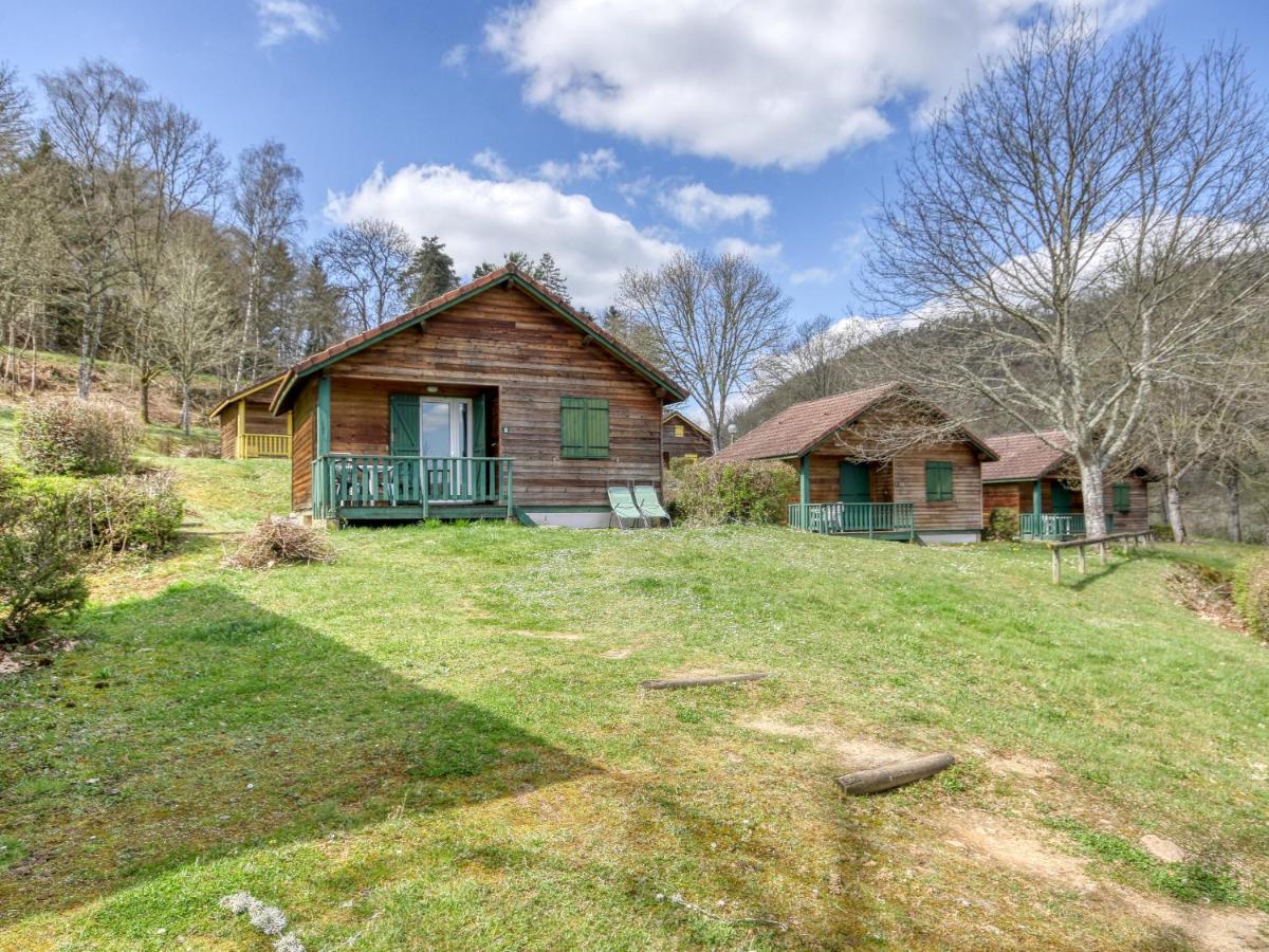 Vacanceole - Les Chalets De La Chazotte Saint-Jacques-dʼAmbur Екстериор снимка