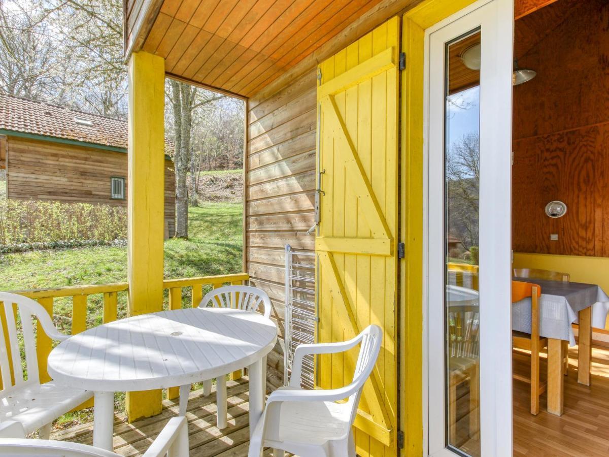 Vacanceole - Les Chalets De La Chazotte Saint-Jacques-dʼAmbur Екстериор снимка